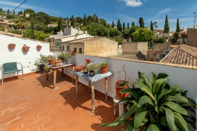 TOWN HOUSE TO RENOVATE ,Pollensa