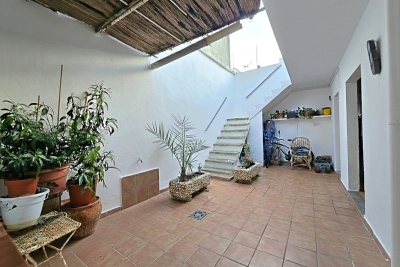 TOWNHOUSE WITH PATIO ,Pollensa