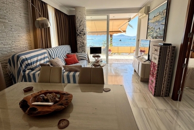 SEAFRONT APARTMENT ,Puerto de Pollensa