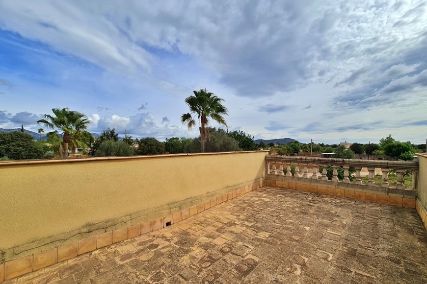 COUNTRY HOUSE, INCA