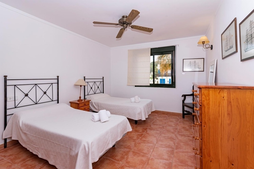 VILLA CALA SAN VICENTE