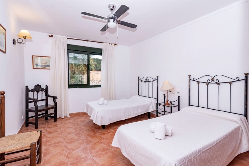 VILLA CALA SAN VICENTE