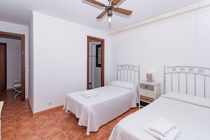 VILLA CALA SAN VICENTE