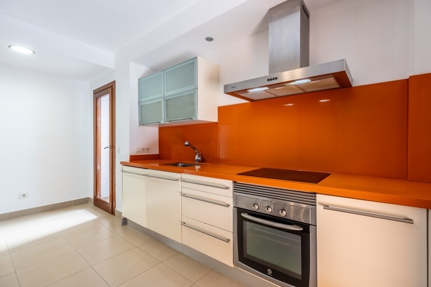 GROUND FLOOR APARTMENT