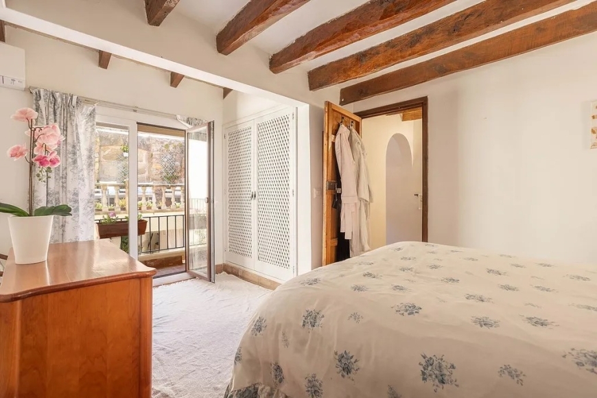 TOWN HOUSE, POLLENSA