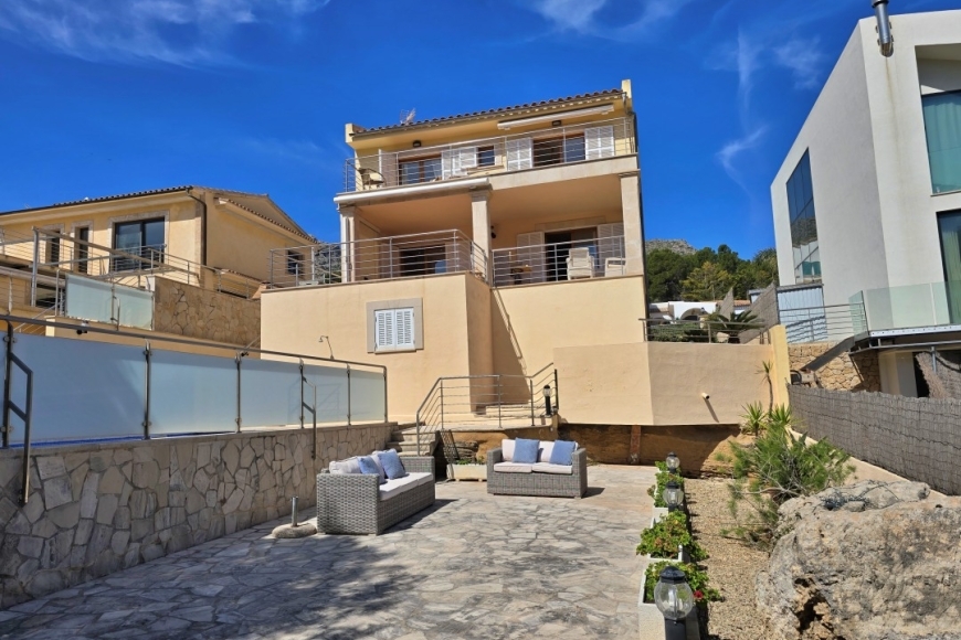 VILLA CALA WITH POOL 