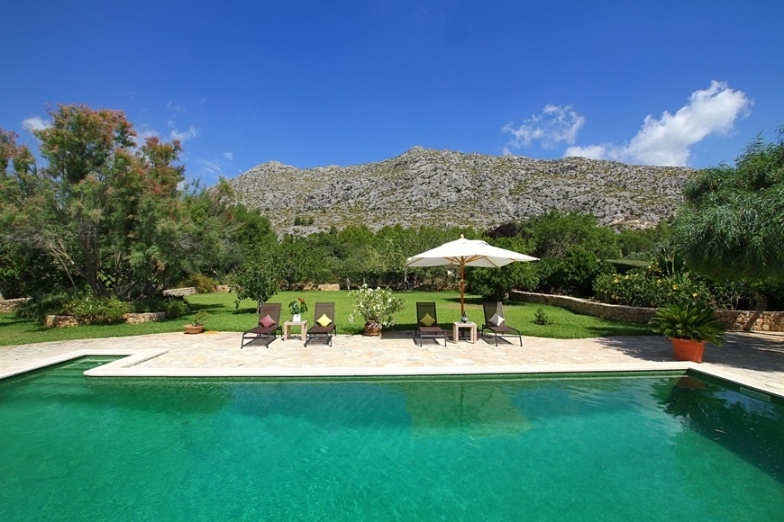 VILLA NEAR  POLLENSA